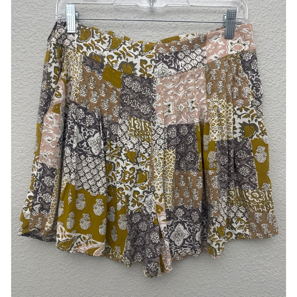 Anthropologie Maeve Patchwork Pleated High Rise Shorts Lightweight Flowy Boho S